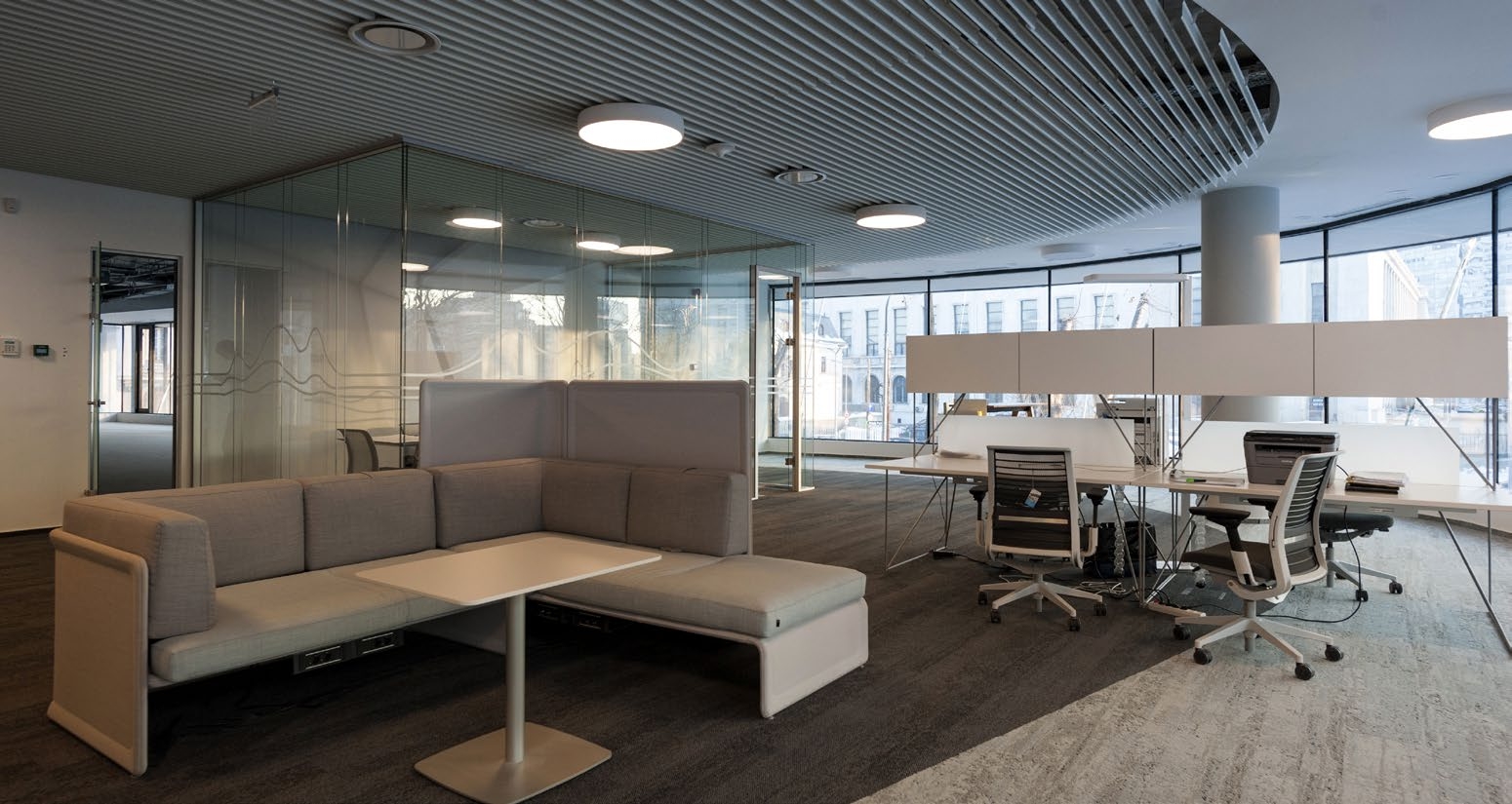 Wrok space Adriya pik